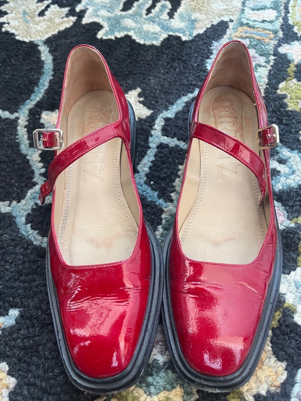 Souliers Martinez Red Patent Mary Janes - Picture 7 of 7